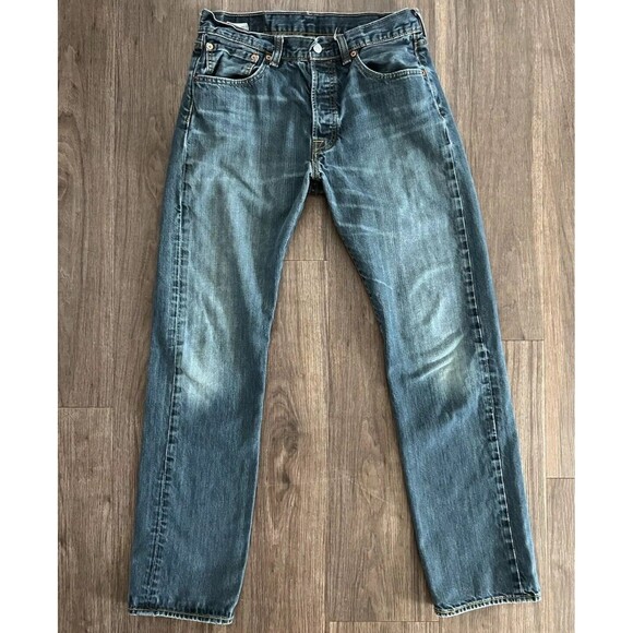 Levi's 501 Button Fly Jeans 32x34 Medium Blue Denim Straight Leg - Picture 1 of 5